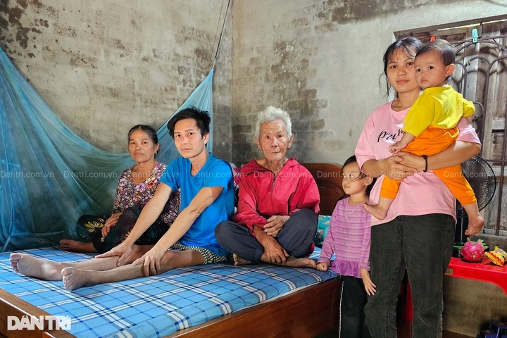 Dantri builds house for poor mother in Phu Yen - 3