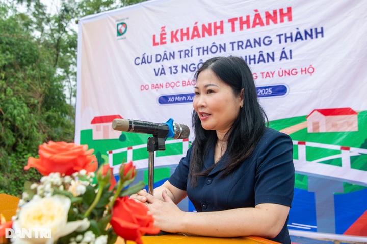Thirteen new homes inaugurated for disadvantaged families in Yen Bai - 6