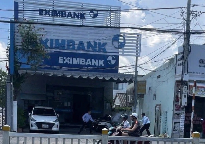 Bank robber caught in Ba Ria-Vung Tau - 2 Bank robber caught in Ba Ria-Vung Tau - 2