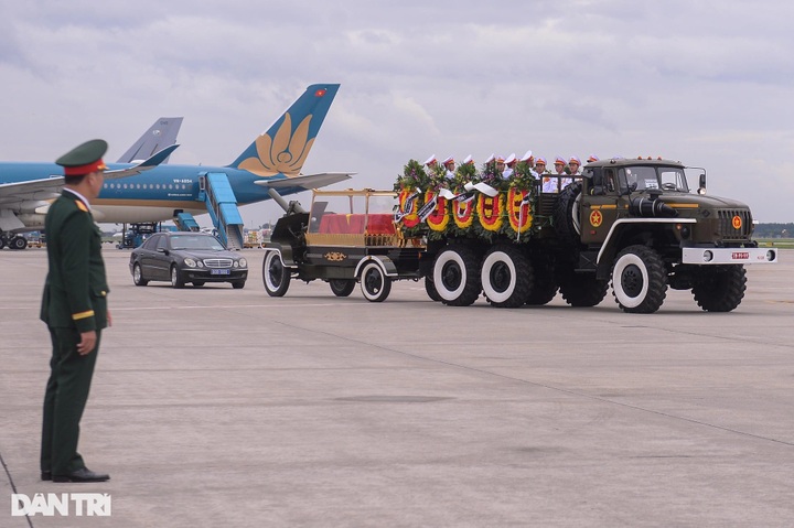 Vietnam holds state funeral for former State President Tran Duc Luong - 5 Vietnam holds state funeral for former State President Tran Duc Luong - 5
