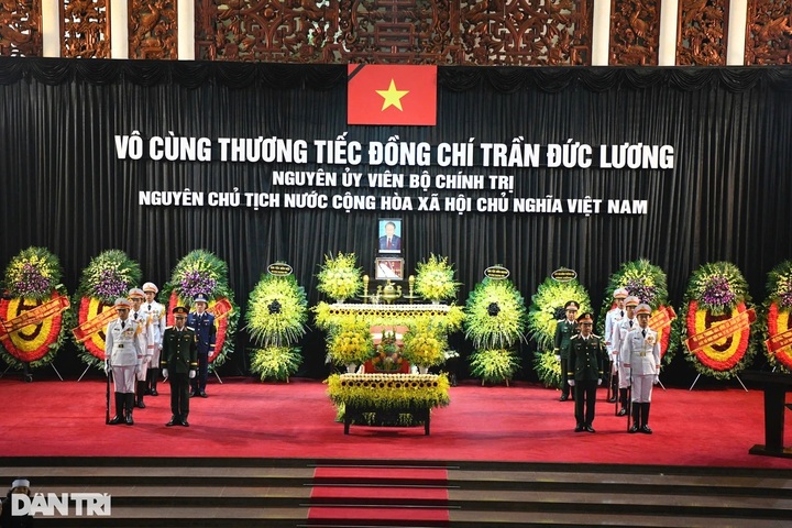 Vietnam holds state funeral for former State President Tran Duc Luong - 1 Vietnam holds state funeral for former State President Tran Duc Luong - 1