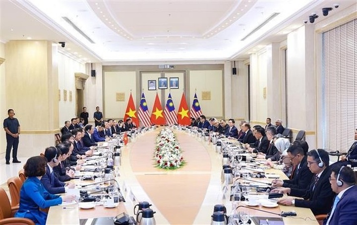 PMs talk measures for promoting Vietnam – Malaysia relations - 1 PMs talk measures for promoting Vietnam – Malaysia relations - 1