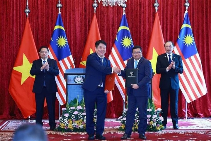 PMs talk measures for promoting Vietnam – Malaysia relations - 3 PMs talk measures for promoting Vietnam – Malaysia relations - 3