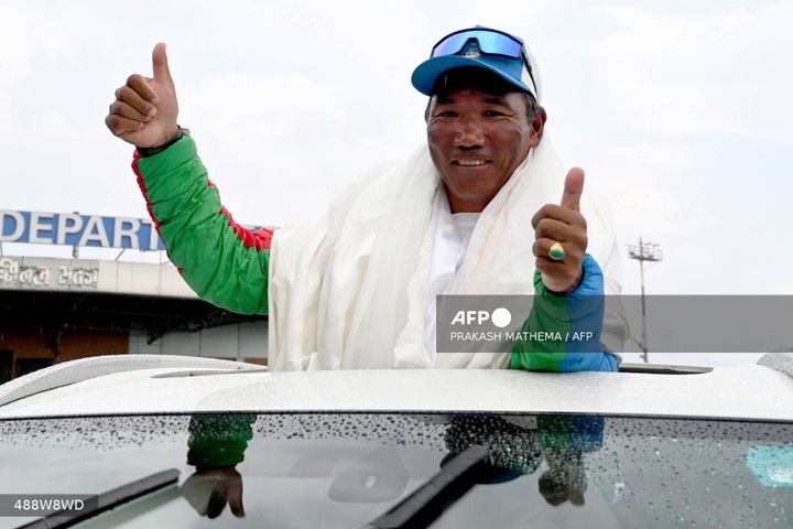 Nepali 'Everest Man' breaks own record with 31st summit - 1 Nepali 'Everest Man' breaks own record with 31st summit - 1
