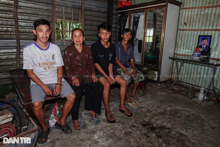 Hau Giang woman seeks help after losing five family members in five years - 1 Hau Giang woman seeks help after losing five family members in five years - 1