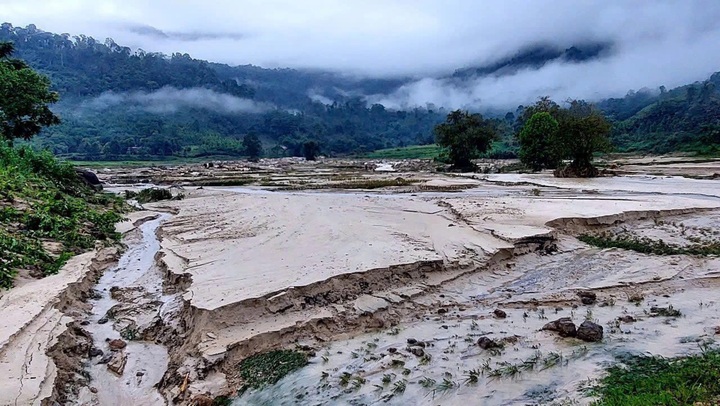 Devastation after flash flood ravages remote village in Nghe An - 6 Devastation after flash flood ravages remote village in Nghe An - 6