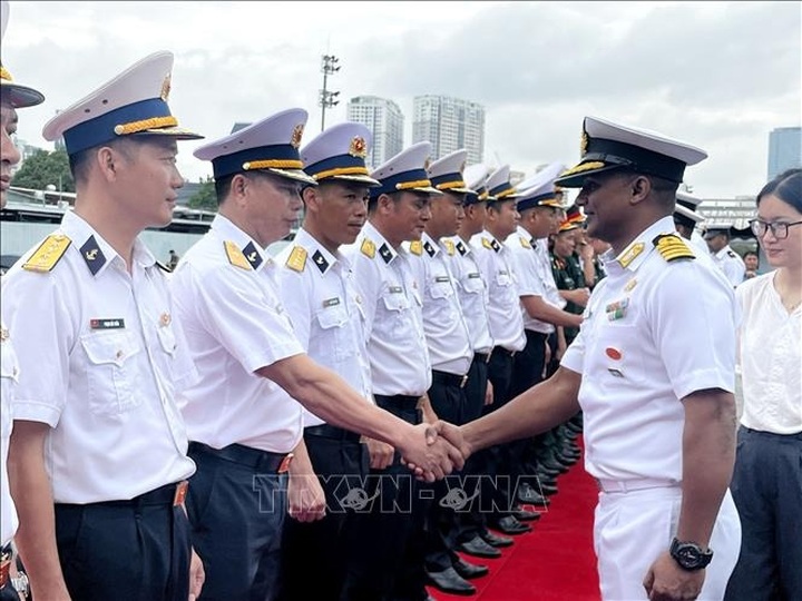 India, Vietnam reinforce naval cooperation with INS Darshak’s visit - 2