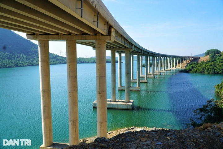 Ha Tinh-Quang Binh expressway to open in June - 5