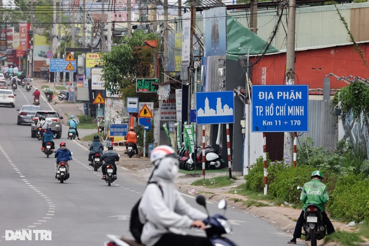 Key transport routes connecting Ho Chi Minh City and Binh Duong Province - 10 Key transport routes connecting Ho Chi Minh City and Binh Duong Province - 10