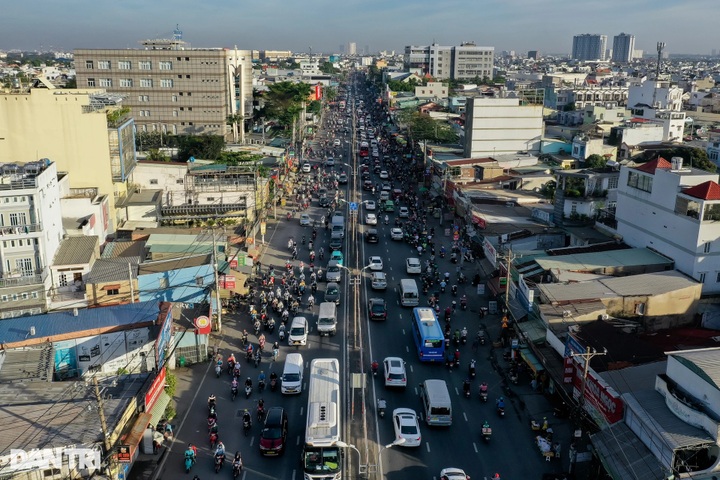 Key transport routes connecting Ho Chi Minh City and Binh Duong Province - 1 Key transport routes connecting Ho Chi Minh City and Binh Duong Province - 1