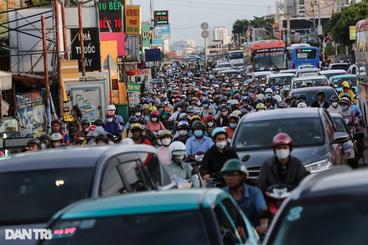 Key transport routes connecting Ho Chi Minh City and Binh Duong Province - 4 Key transport routes connecting Ho Chi Minh City and Binh Duong Province - 4