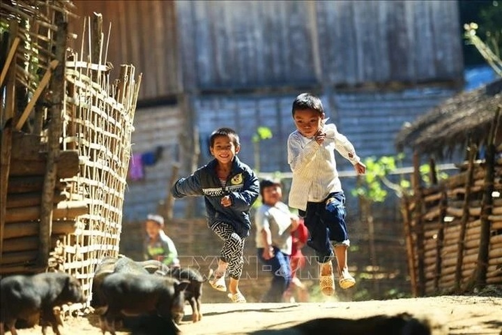 Vietnam works to end child labour - 1 Vietnam works to end child labour - 1