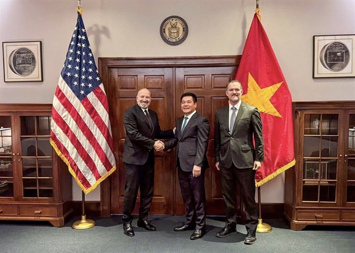 Vietnam, US advance trade talks in third round of negotiations - 1