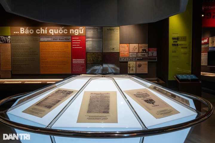 Thousands of rare artefacts preserved at Vietnam Press Museum - 3