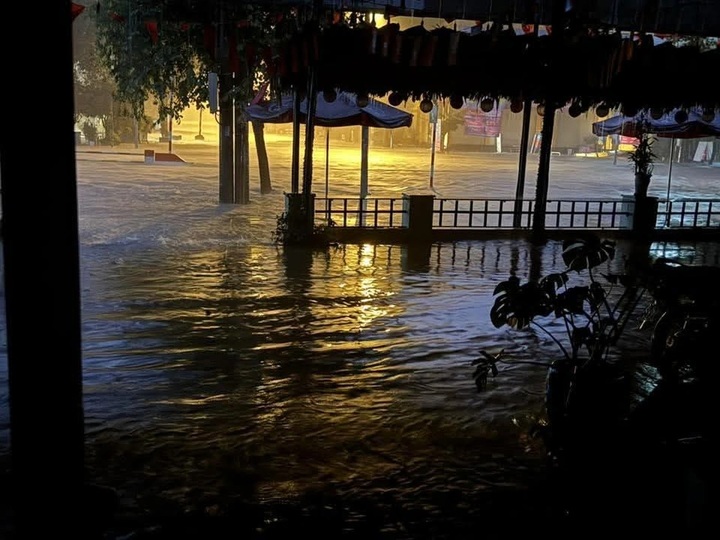 Heavy rain causes widespread flooding in Thai Nguyen - 4 Heavy rain causes widespread flooding in Thai Nguyen - 4