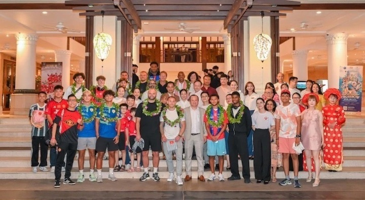 Danang hosts legendary Manchester United players - 1