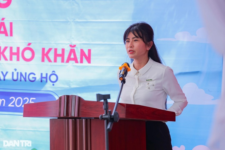 Underprivileged families in Cao Bang to receive new homes funded by Dantri - 3 Underprivileged families in Cao Bang to receive new homes funded by Dantri - 3