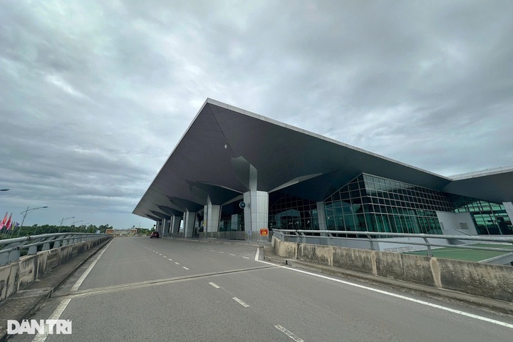 Vinh airport begins temporary closure for upgrade - 2