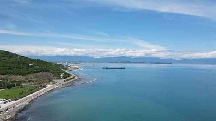 PM approves two new urban areas in Van Phong Economic Zone - 1