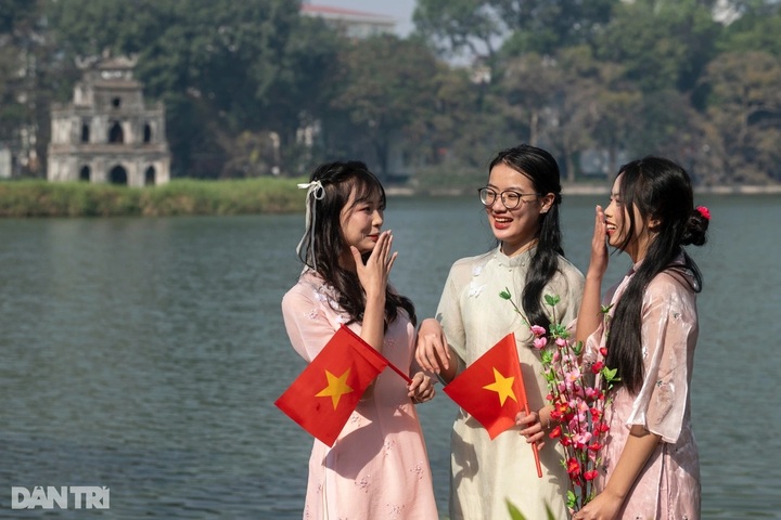 Hanoi tops travel searches for Vietnam's National Day holiday - 1