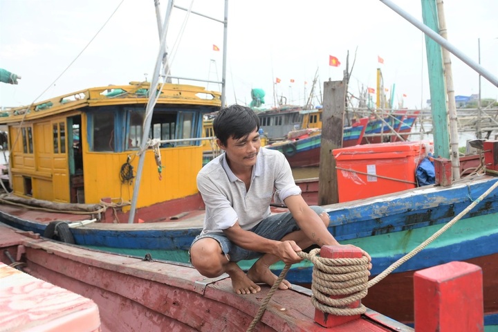 Vietnam coastal provinces ban boats from sea ahead of Typhoon Wipha - 3 Vietnam coastal provinces ban boats from sea ahead of Typhoon Wipha - 3