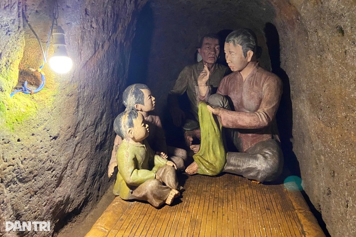 Life underground: 86 shelters and 17 wartime births in Vinh Moc Tunnels - 3 Life underground: 86 shelters and 17 wartime births in Vinh Moc Tunnels - 3