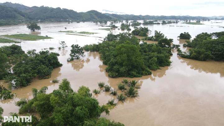 Nghe An brutally hit by Typhoon Wipha - 6 Nghe An brutally hit by Typhoon Wipha - 6