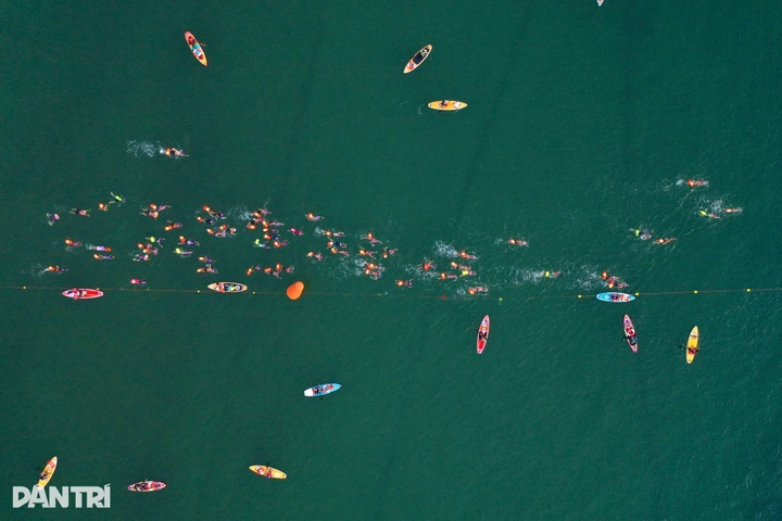 Young athletes kick off Aqua Warriors Quang Tri 2025 - 3