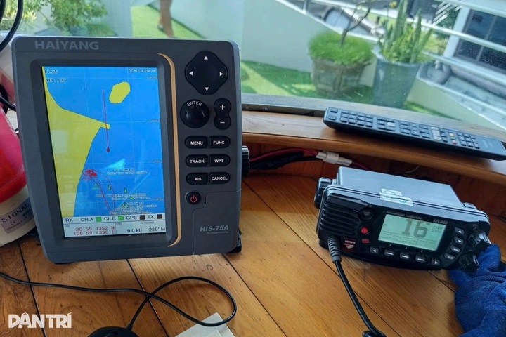 Ha Long Bay tourist boats to have automatic identifiers - 1