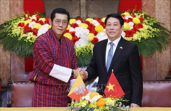 State President holds talks with King of Bhutan - 1