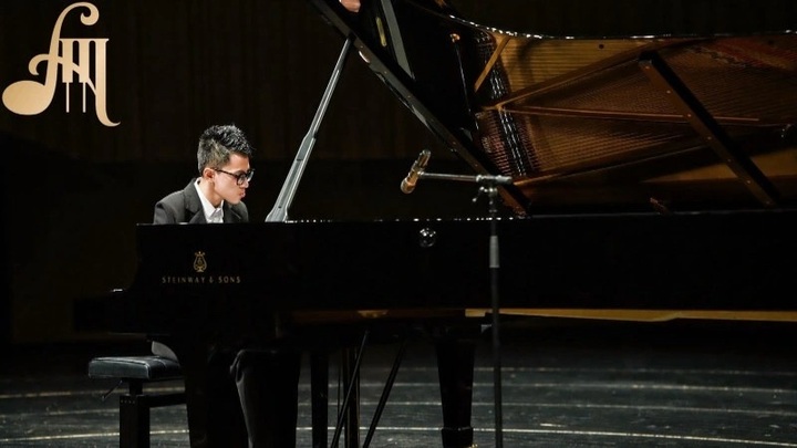Young Vietnamese pianist wins special prize at QingYin Award 2025 - 1