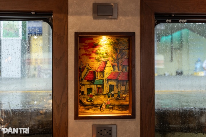 Inside Hanoi’s first double-decker tourist train - 4 Inside Hanoi’s first double-decker tourist train - 4