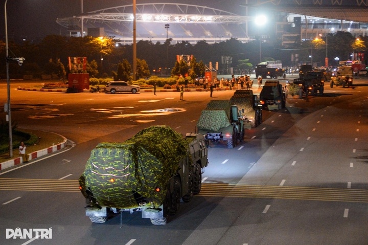 Hanoi moves military hardware to the city centre for national day parade - 7 Hanoi moves military hardware to the city centre for national day parade - 7