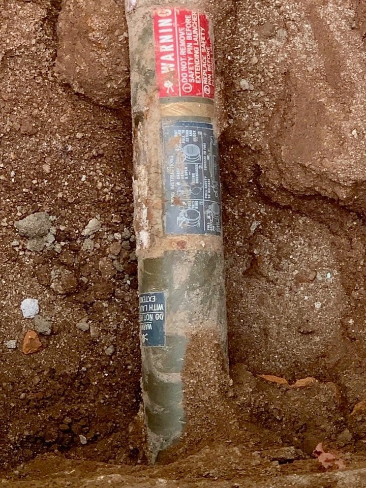 Anti-tank weapons unearthed at Dak Lak construction site - 2 Anti-tank weapons unearthed at Dak Lak construction site - 2