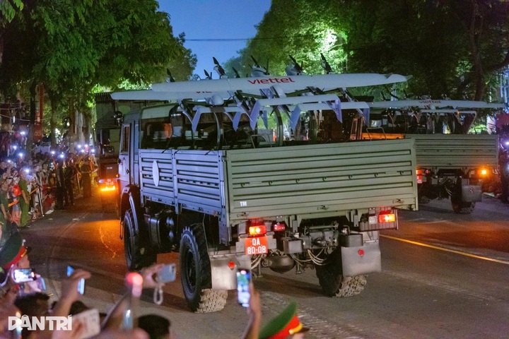 Hanoi stages full rehearsal for National Day parade - 11 Hanoi stages full rehearsal for National Day parade - 11