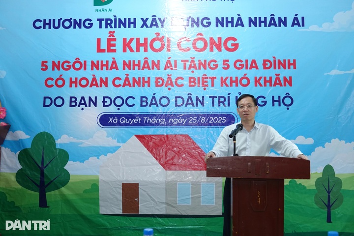Dtinews launches construction of five houses for poor families in Phu Tho - 2