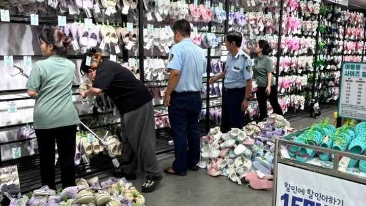 Thousands of counterfeit branded goods seized in Nha Trang - 1 Thousands of counterfeit branded goods seized in Nha Trang - 1