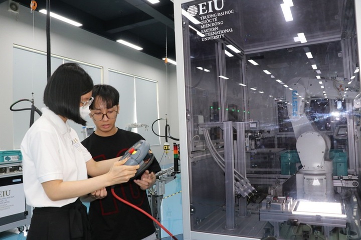 Vietnam eyes new approach to high-quality AI workforce training - 1 Vietnam eyes new approach to high-quality AI workforce training - 1