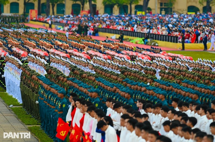 Vietnam stages final rehearsal for National Day parade - 4 Vietnam stages final rehearsal for National Day parade - 4