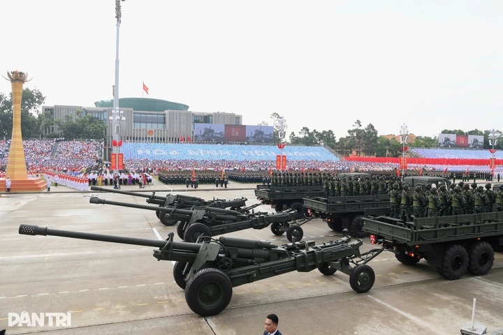 Vietnam stages final rehearsal for National Day parade - 3 Vietnam stages final rehearsal for National Day parade - 3