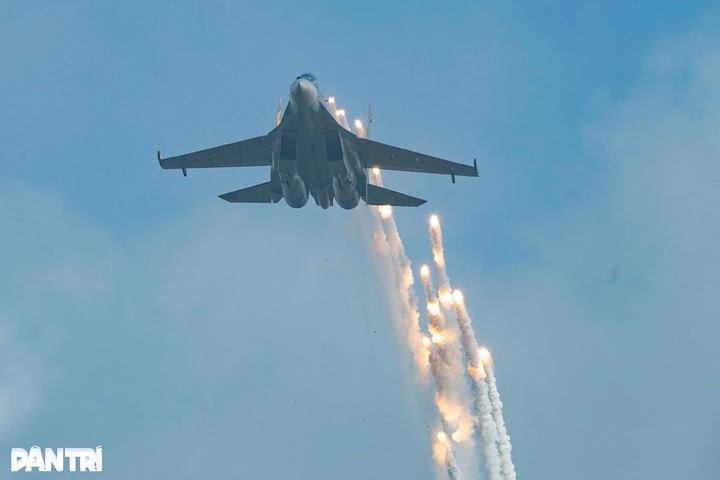 Vietnam marks 80th anniversary of August Revolution and National Day - 22 Vietnam marks 80th anniversary of August Revolution and National Day - 22