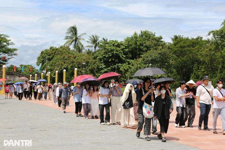 Surge in visitors to Quang Tri Citadel following Red Rain film - 1 Surge in visitors to Quang Tri Citadel following Red Rain film - 1