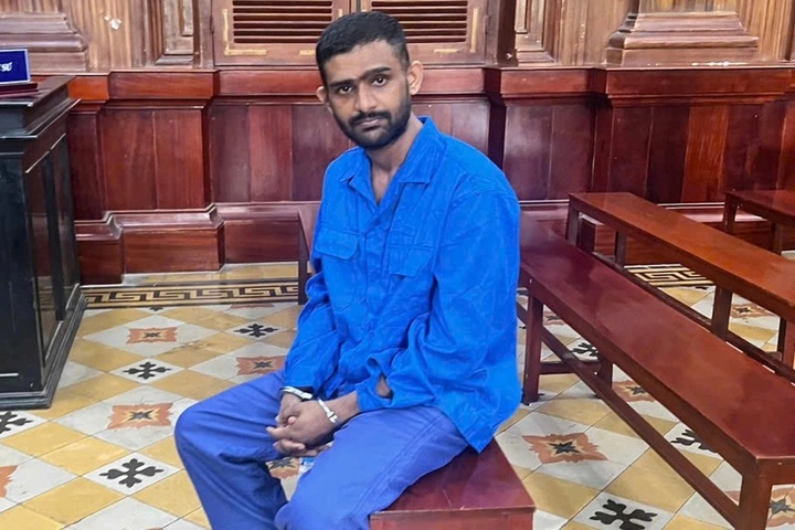 Indian man jailed for seven years for smuggling diamonds into Vietnam - 1 Indian man jailed for seven years for smuggling diamonds into Vietnam - 1