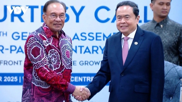 Vietnam and Malaysia aim for USD 18 billion in bilateral trade - 1 Vietnam and Malaysia aim for USD 18 billion in bilateral trade - 1