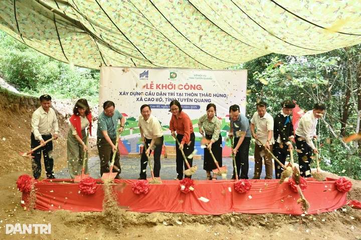 Dtinews launches bridge project for remote community in Tuyen Quang - 1 Dtinews launches bridge project for remote community in Tuyen Quang - 1