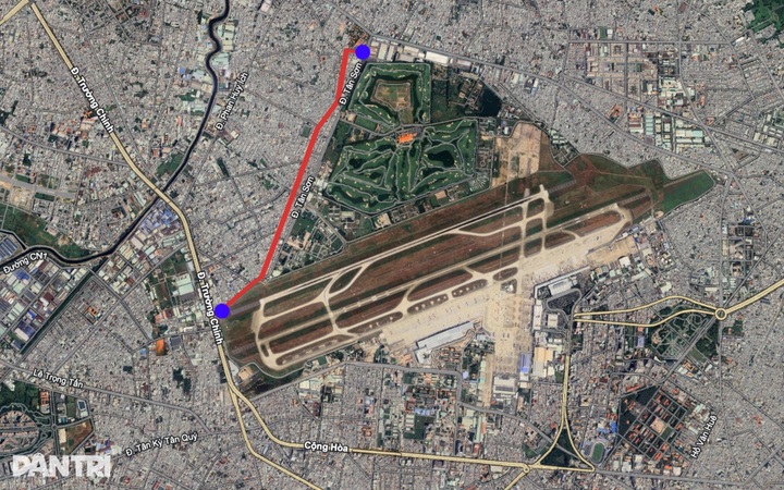 Road expansion near Tan Son Nhat airport stalled for years - 8 Road expansion near Tan Son Nhat airport stalled for years - 8