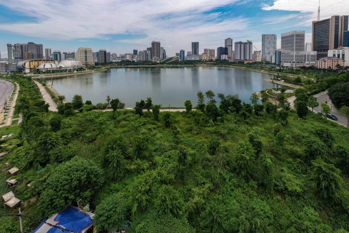 Newly opened public park in Hanoi falls into neglect - 4 Newly opened public park in Hanoi falls into neglect - 4
