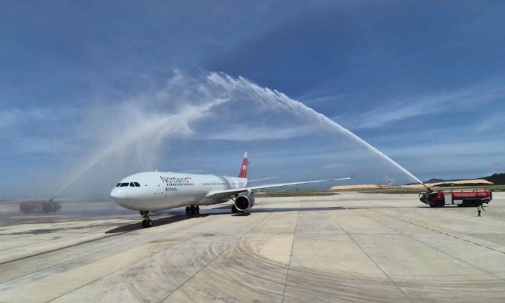 Khanh Hoa welcomes Nordwind flight from Moscow after nearly 5 years - 1