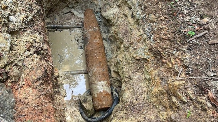 Over 220kg war bomb found and safely detonated in Danang - 1