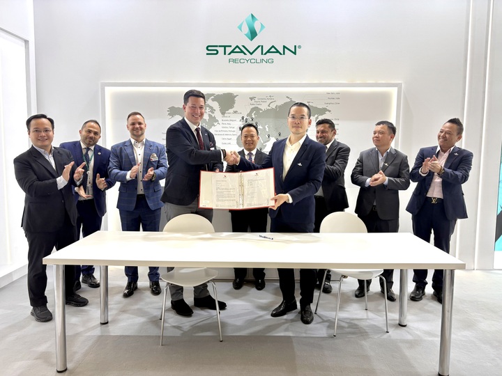 Stavian Recycling signs MOUs with Starlinger and AMUT for rPET - 1
